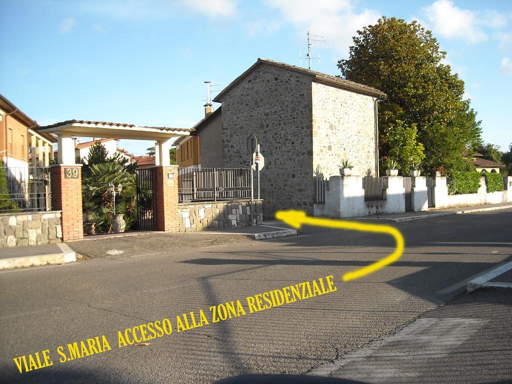 Apartment Santa Maria Bolsena Exteriör bild